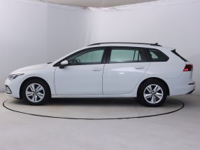 Volkswagen Golf - 2021