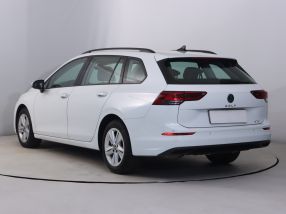Volkswagen Golf - 2021