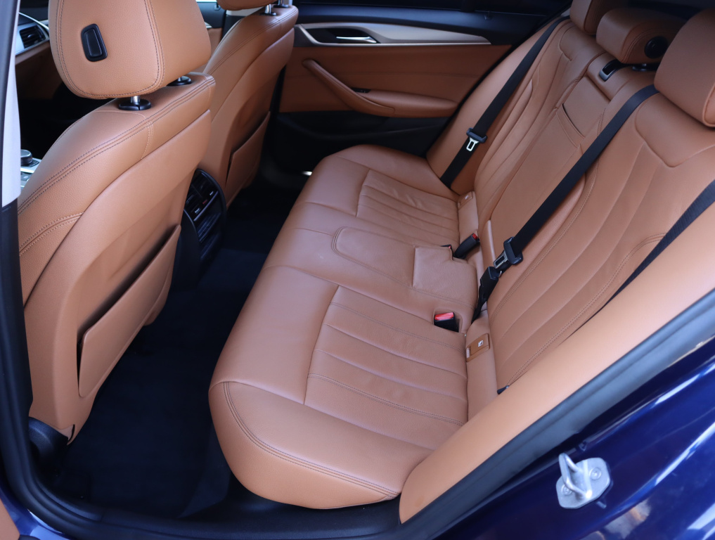 BMW 5