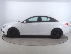 Chevrolet Cruze - 2012