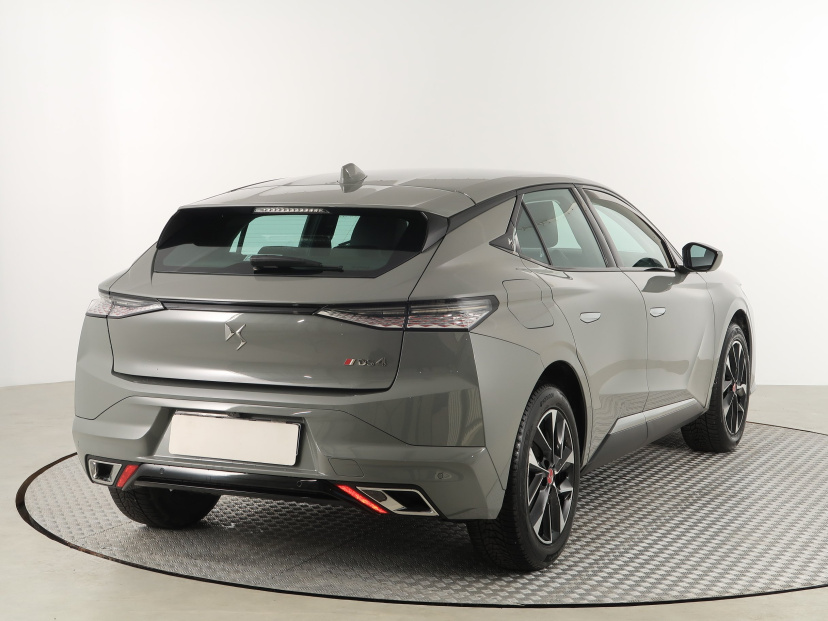 DS 4, 2022