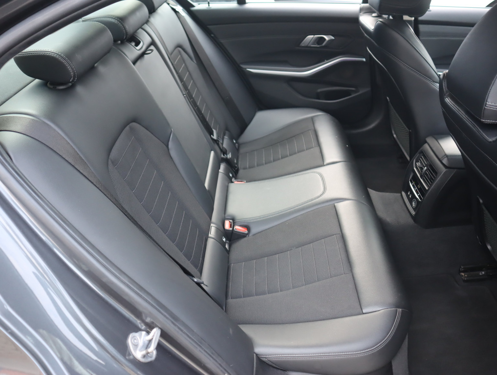 BMW 3