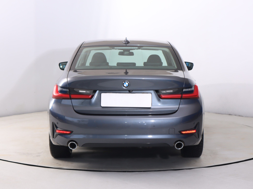 BMW 3