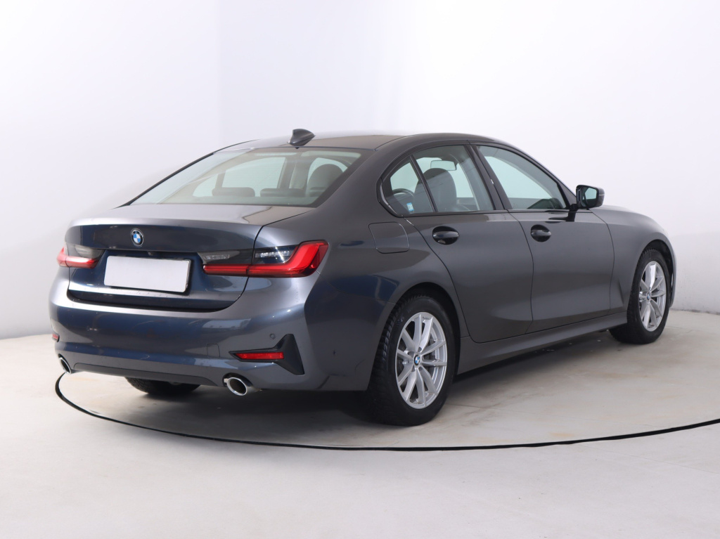 BMW 3