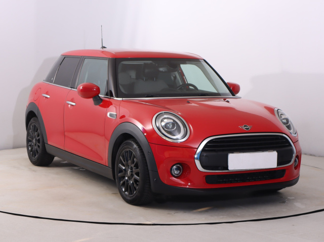 MINI 5-door 2021