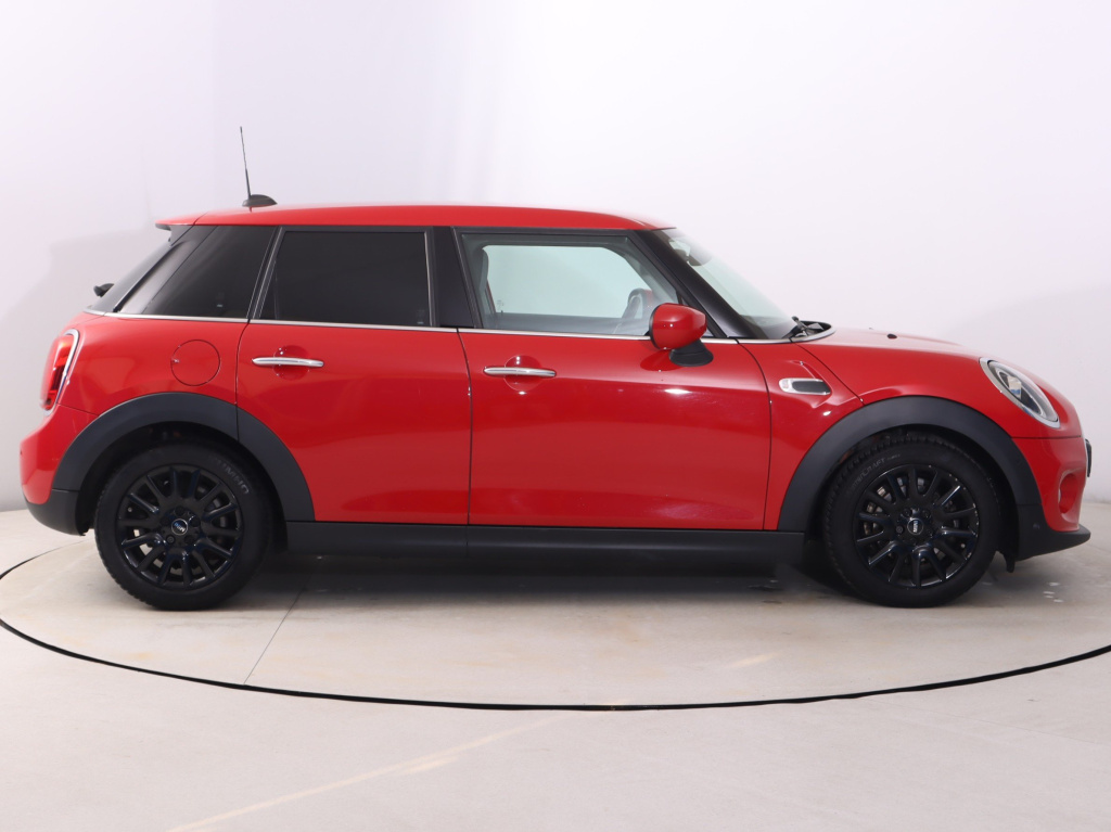 MINI 5-door