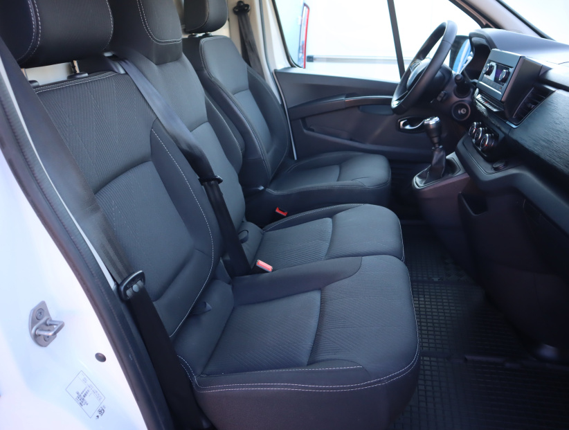 Renault Trafic, 2023