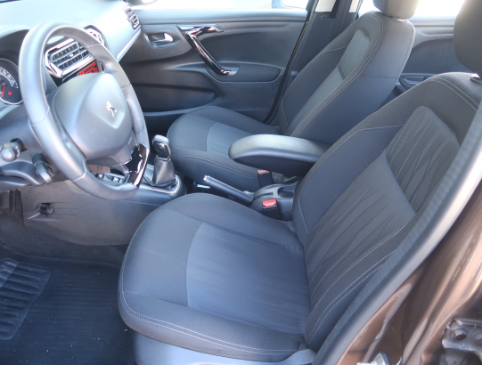 Peugeot 301