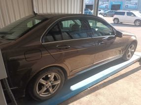 Mercedes-Benz C - 2014
