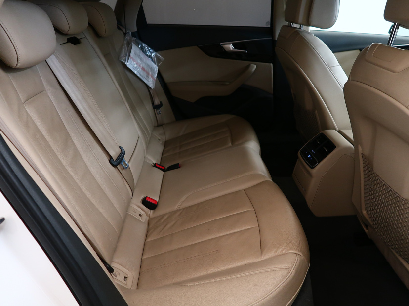 Audi A4, 2016