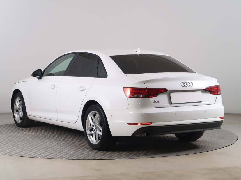 Audi A4, 2016