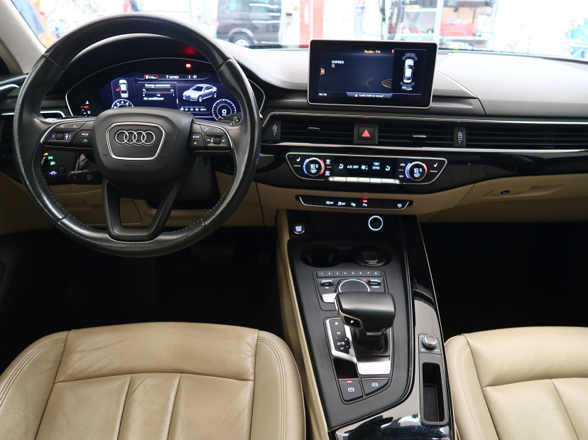 Audi A4, 2016