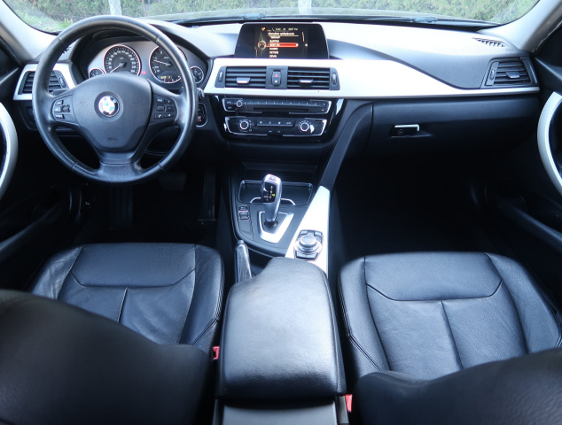 BMW 318 d