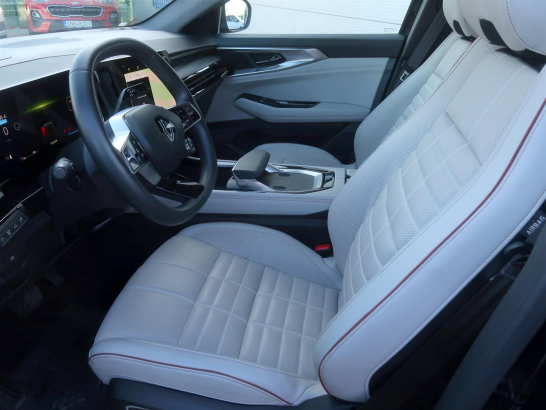 Renault Espace E-Tech FHEV 200