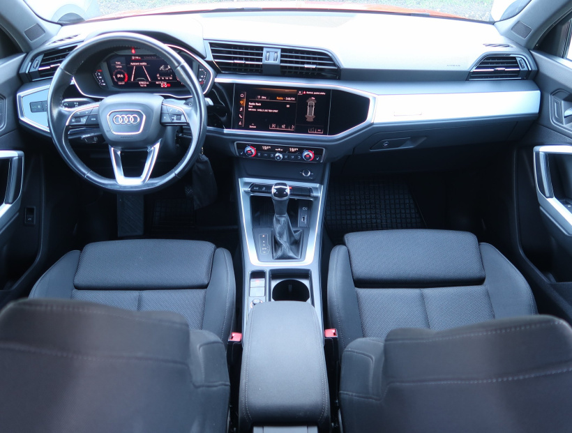 Audi Q3, 2019
