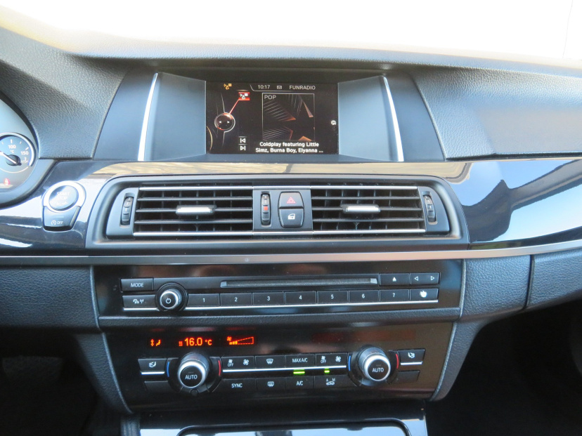 BMW 5, 2015