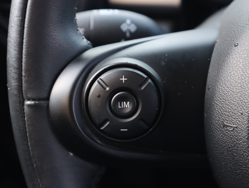 MINI 3-door
