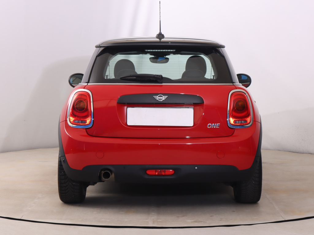 MINI 3-door