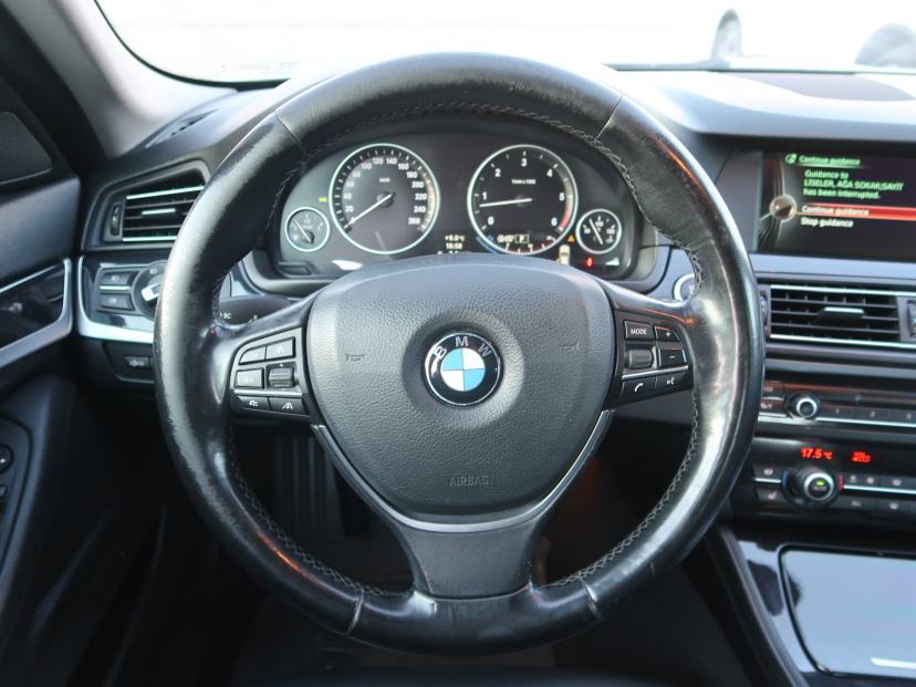 BMW 5, 2013
