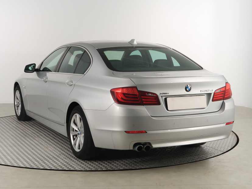 BMW 5, 2013