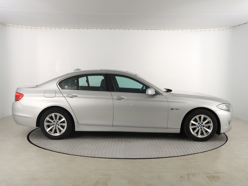 BMW 5, 2013