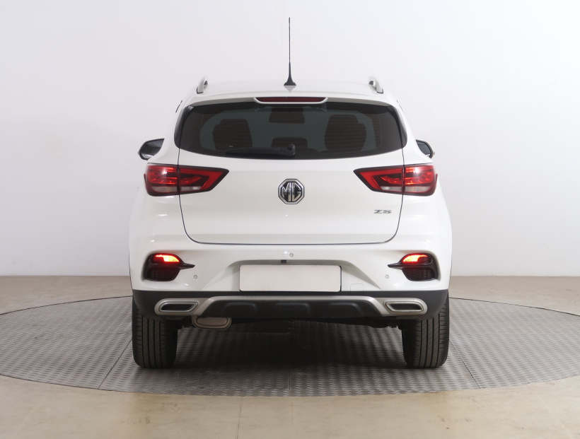 MG ZS SUV, 2022