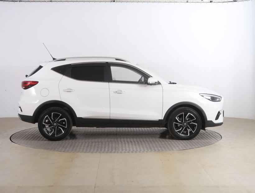 MG ZS SUV, 2022