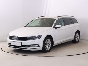Volkswagen Passat - 2015