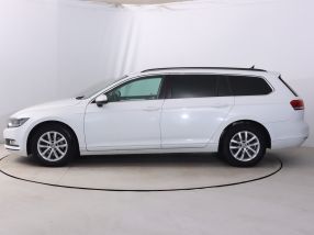 Volkswagen Passat - 2015