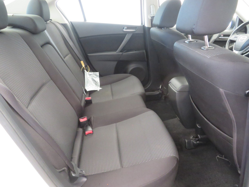 Mazda 3, 2012