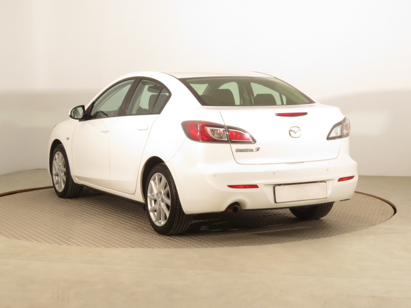 Mazda 3, 2012