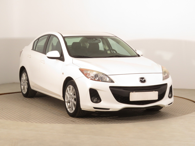 Mazda 3, 2012