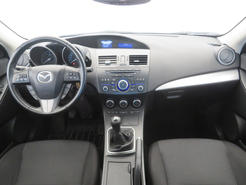 Mazda 3, 2012