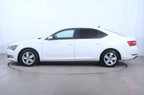 Škoda Superb - 2016