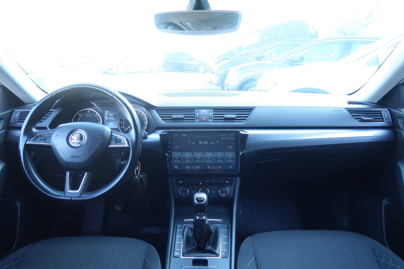 Škoda Superb, 2016