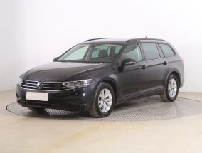 Volkswagen Passat - 2021