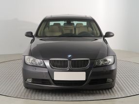 BMW 3 - 2005