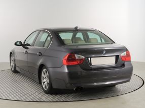 BMW 3 - 2005