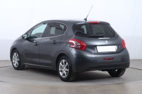 Peugeot 208 - 2012