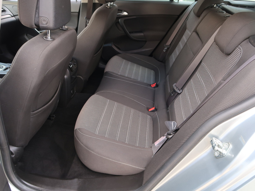 Opel Insignia, 2012