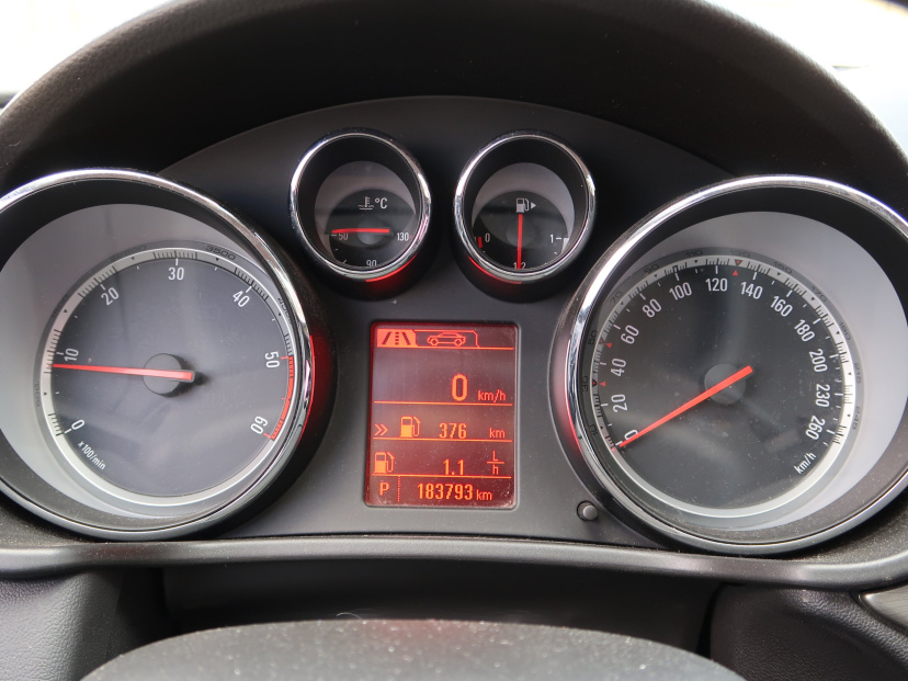 Opel Insignia, 2012