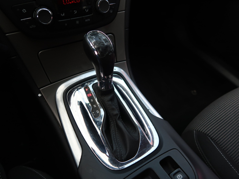 Opel Insignia, 2012