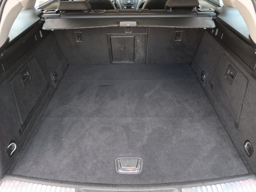 Opel Insignia, 2012
