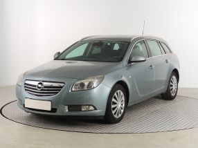 Opel Insignia - 2012