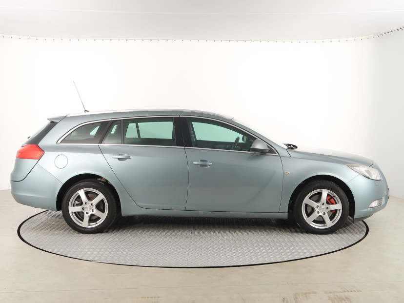 Opel Insignia, 2012