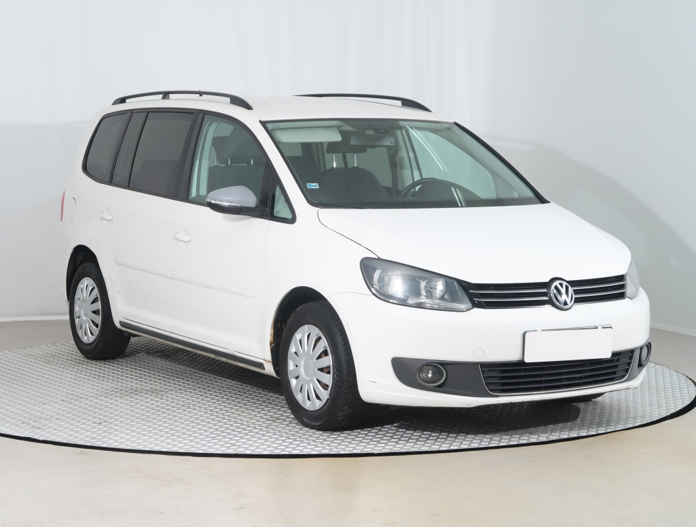 Volkswagen Touran, 2011