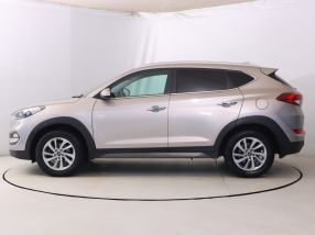 Hyundai Tucson - 2016