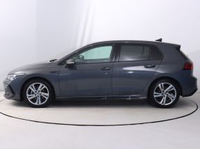 Volkswagen Golf - 2021