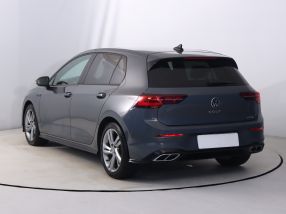 Volkswagen Golf - 2021