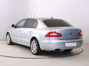 Skoda Superb - 2011